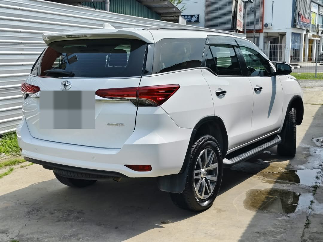 2018 Toyota Fortuner 2.7 SRZ 4x4 petrol