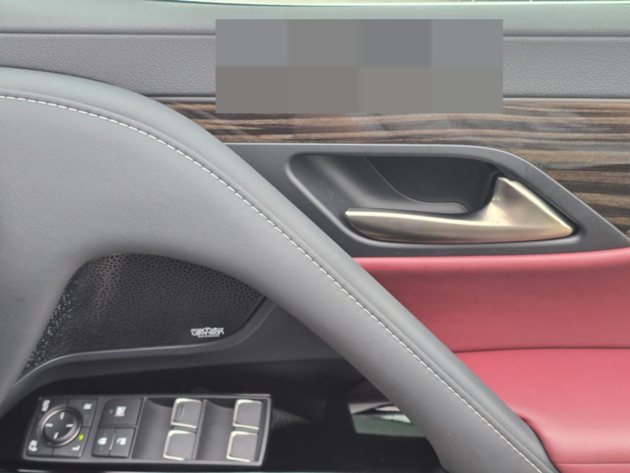 2023 Lexus LX600 Luxury Modellista 7-seater